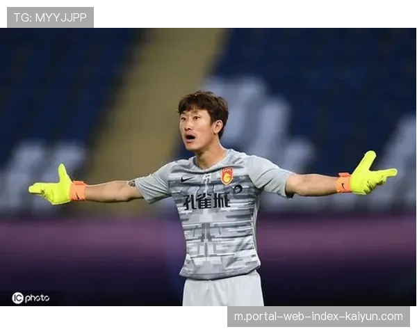 韦林顿横传失误致闪电丢球 亚冠新军为经验不足买单