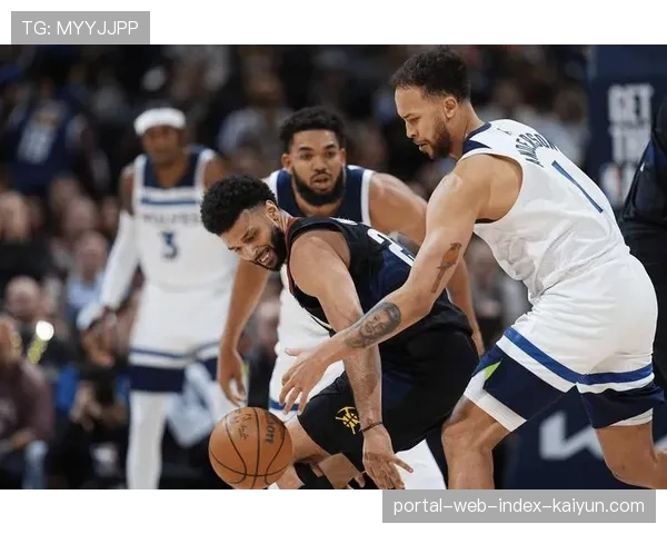 鹈鹕穆雷复出后攻防两端贡献显著 球队化学反应优化