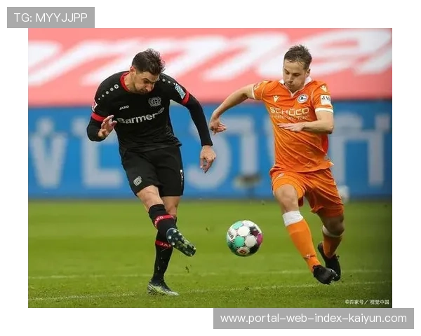 重庆铜梁龙五后卫体系稳固 客场逼平展现防守组织能力